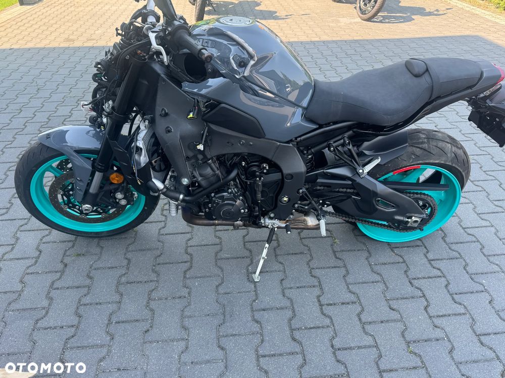 Yamaha MT - 2