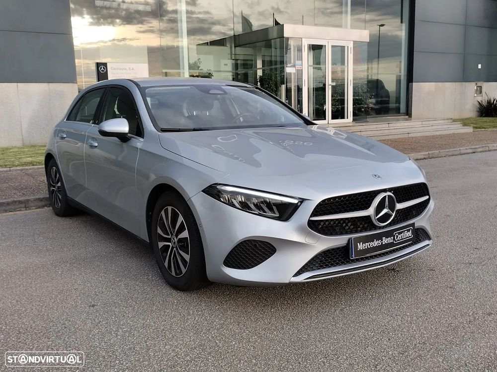 Mercedes-Benz A 200 7G-DCT - 12