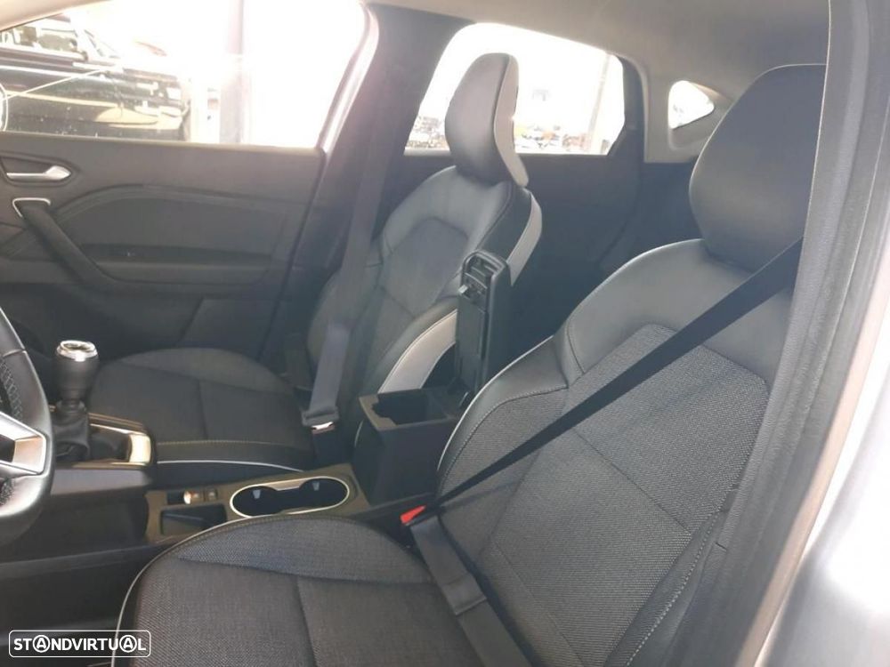 Renault Captur 1.0 TCe Techno Bi-Fuel - 6