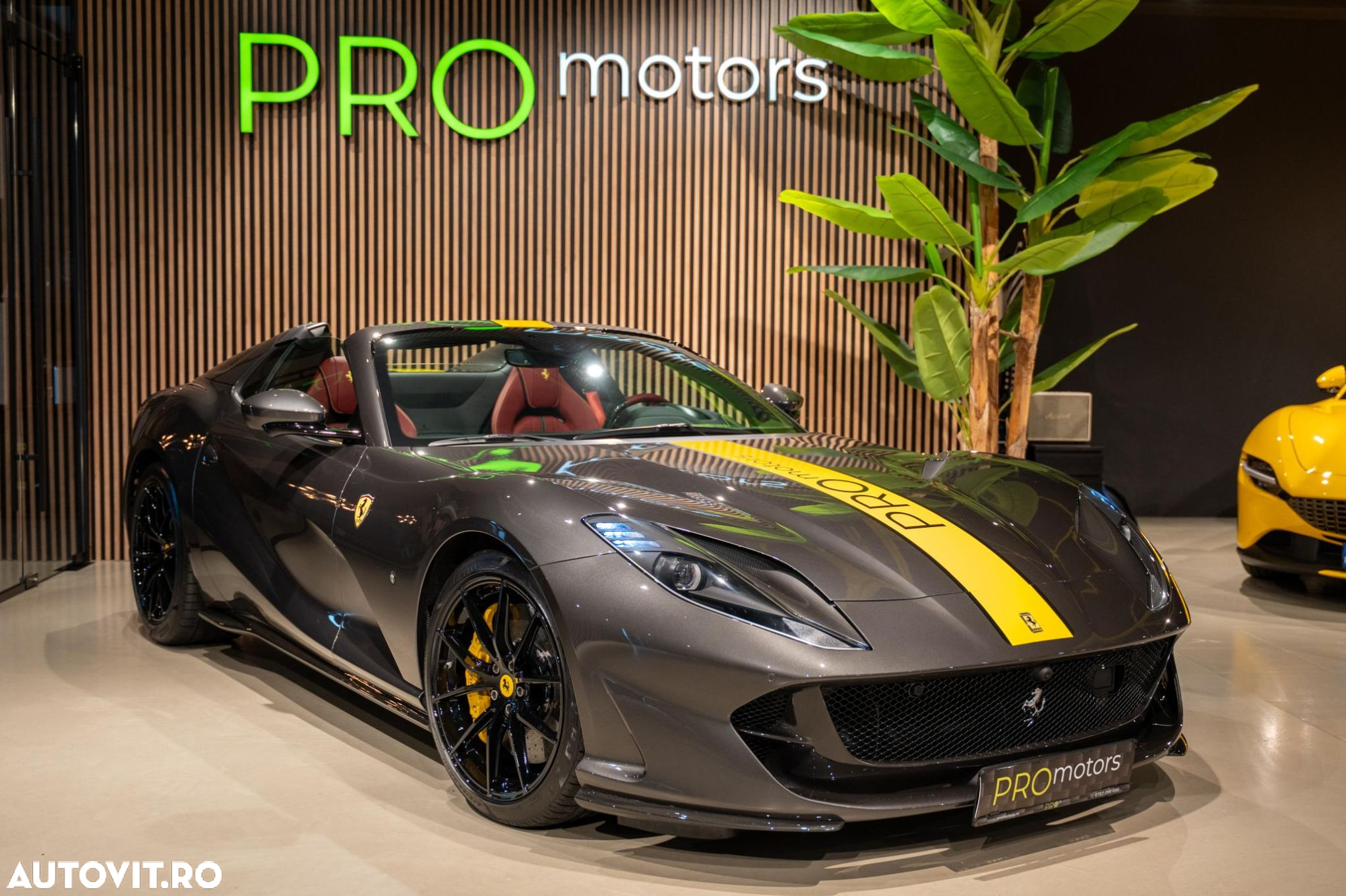 Ferrari 812 - 27