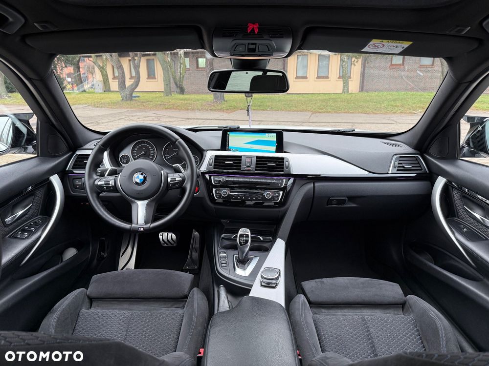 BMW Seria 3 320d Edition M Sport Shadow - 15