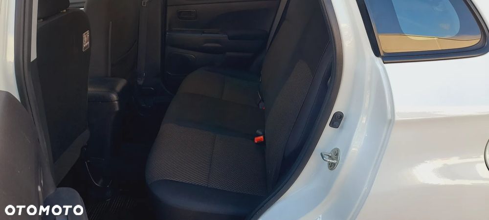 Mitsubishi ASX - 11