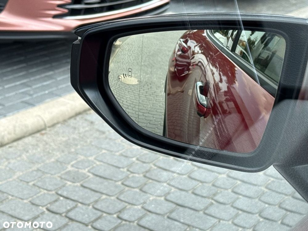 Lexus LBX 1.5 Hybrid - 21