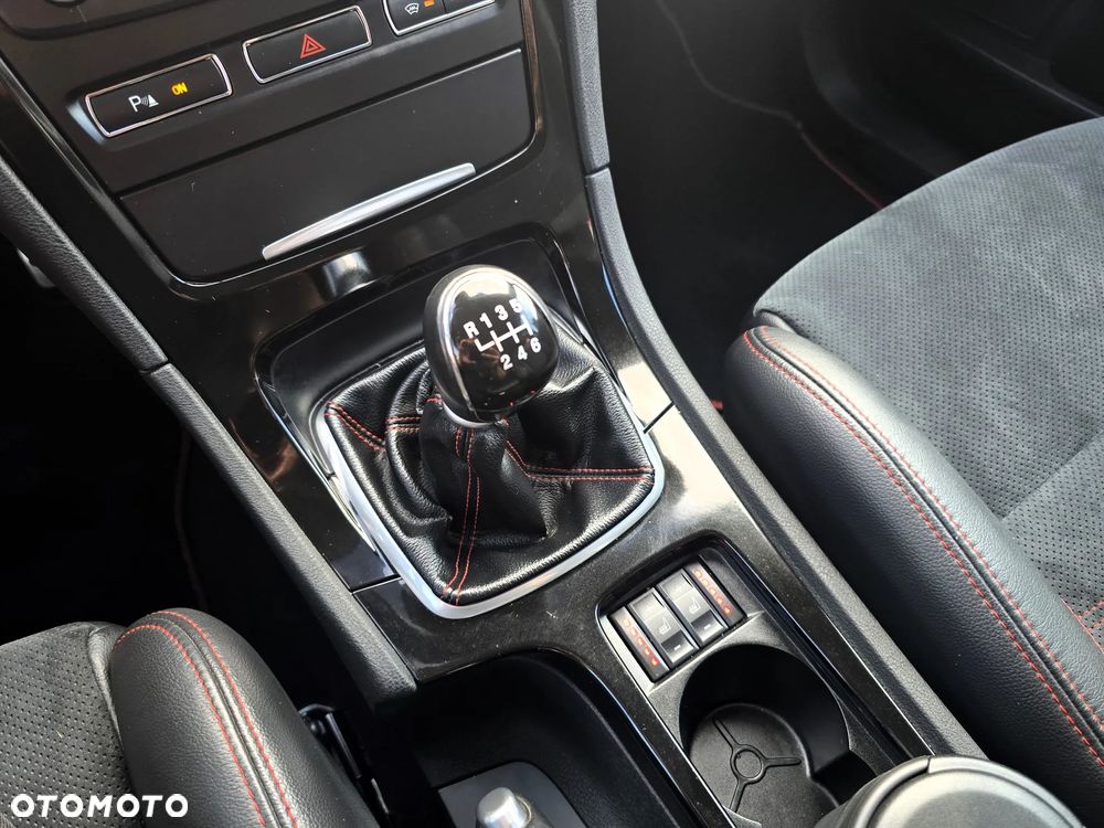 Ford Mondeo 2.0 EcoBoost Titanium S - 29
