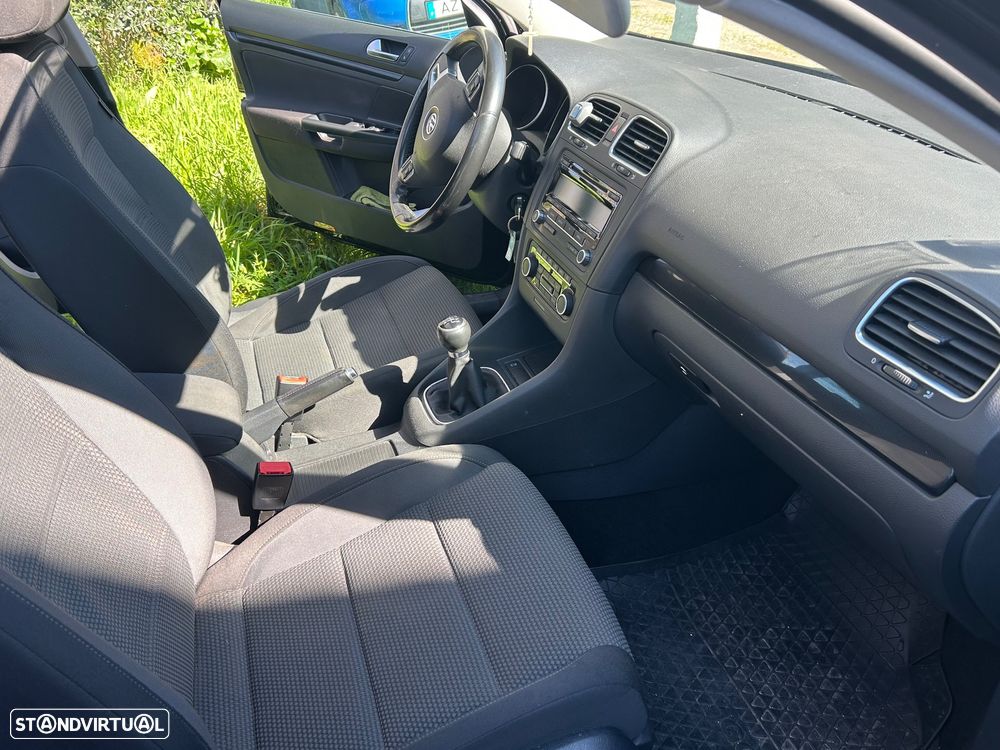 VW Golf Variant 1.6 TDi Confortline - 15