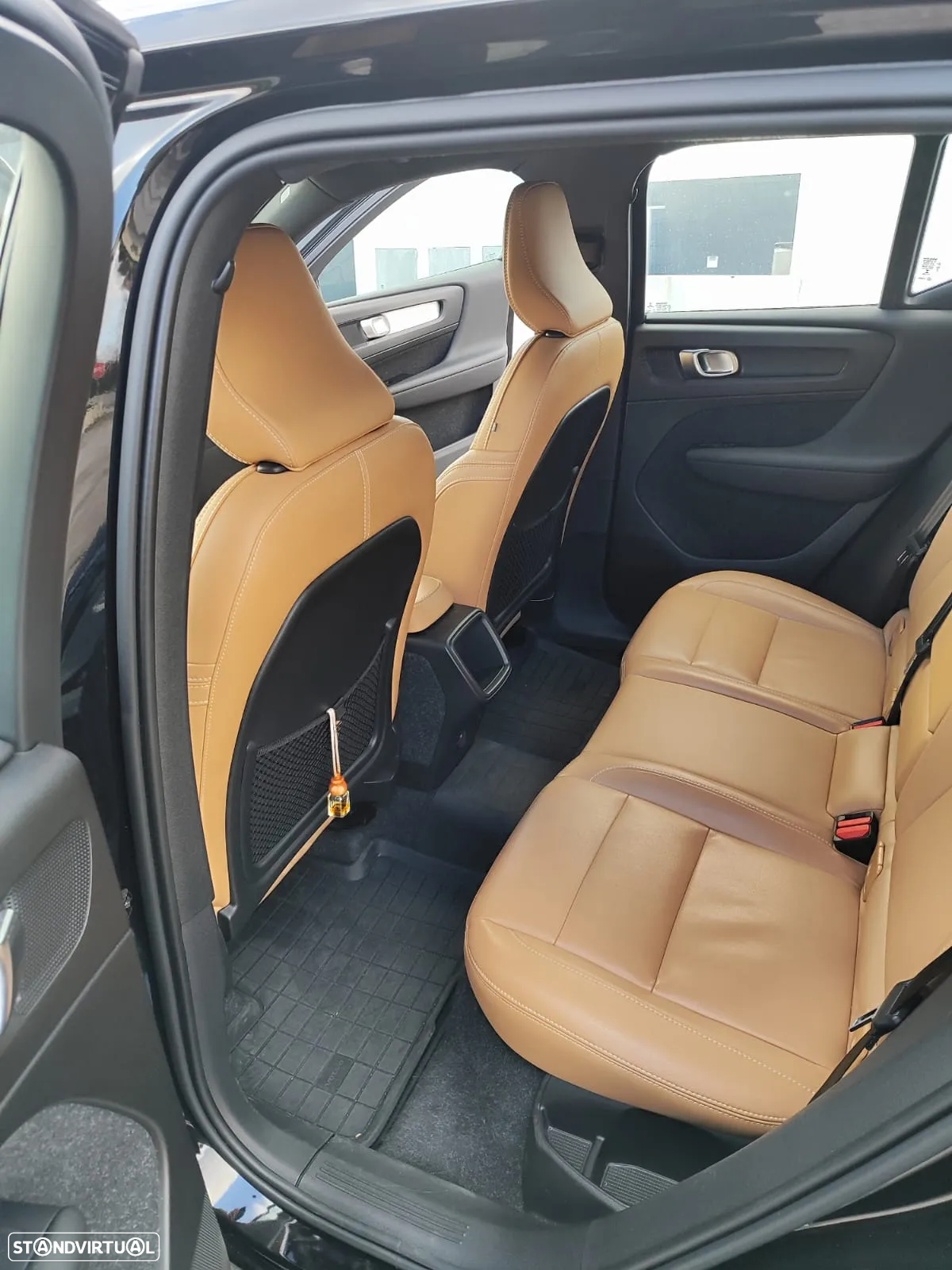 Volvo XC 40 2.0 T4 Momentum - 6