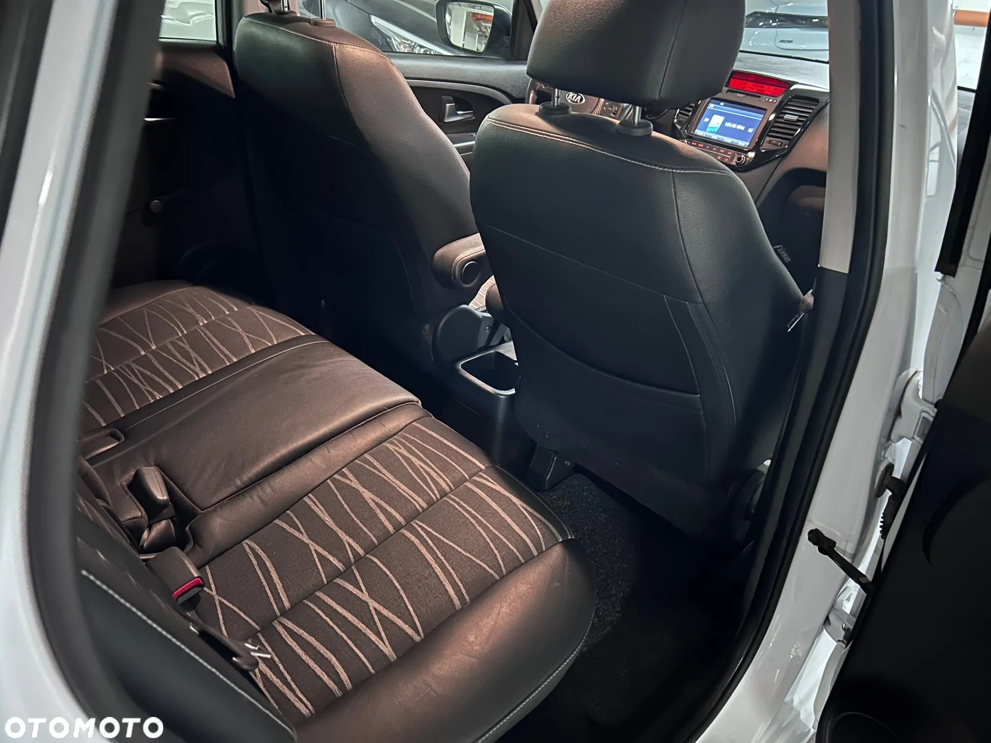 Kia Venga 1.6 CVVT Automatik Edition 7 - 12