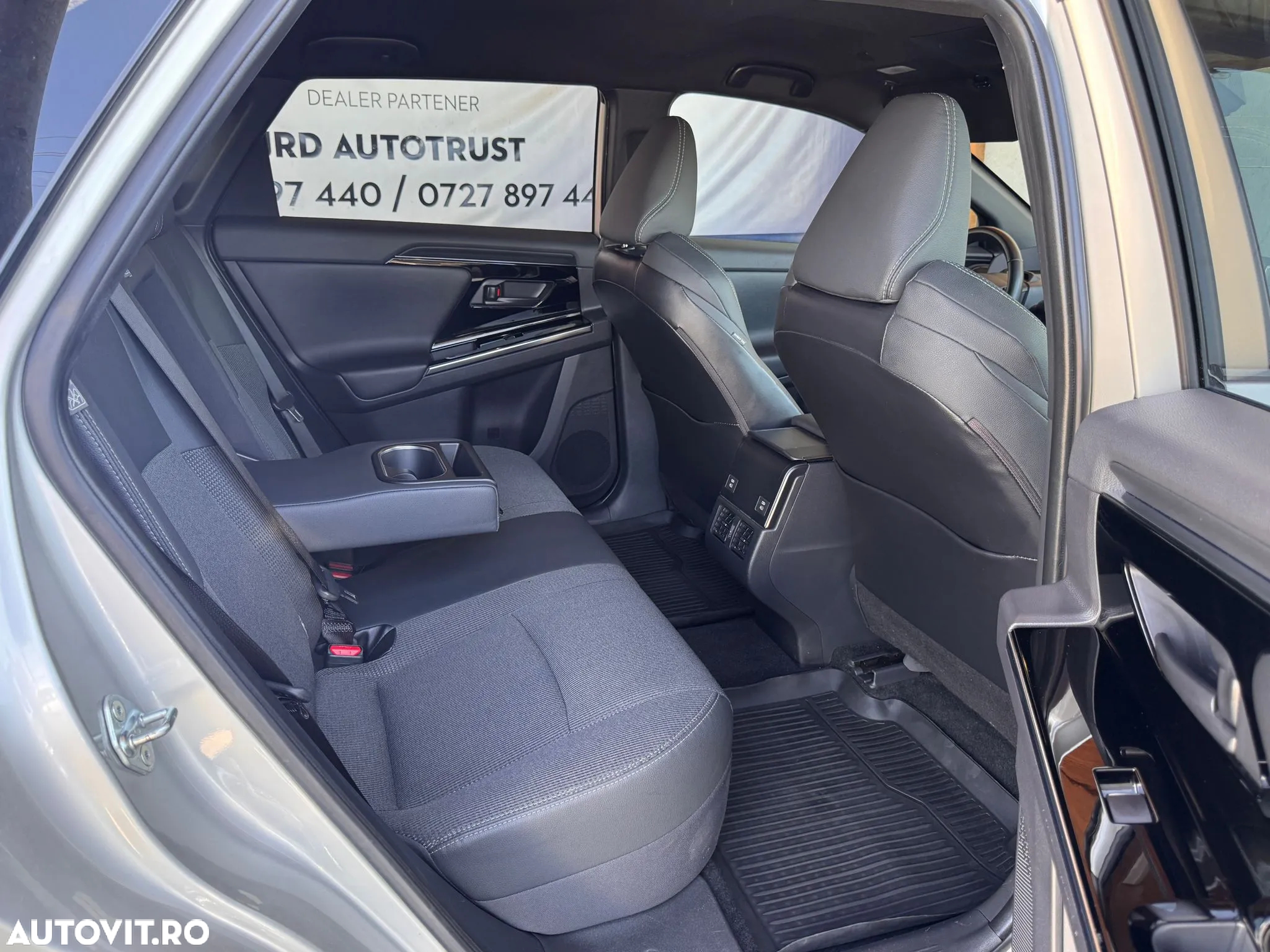Toyota BZ4X 150 KW FWD (4x2) Exclusive - 12