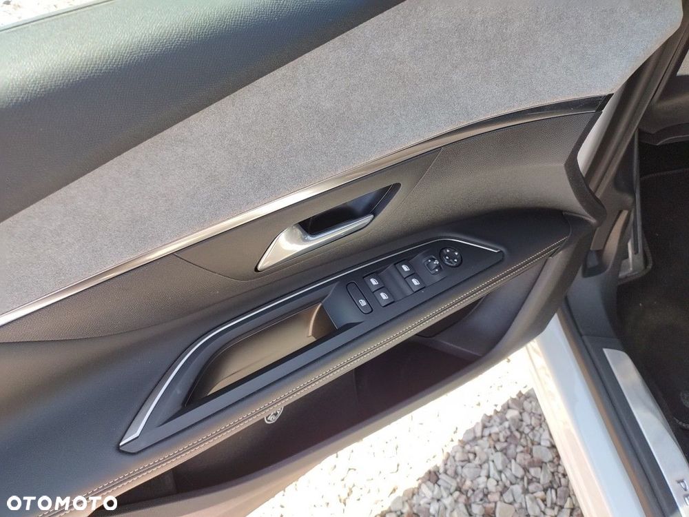 Peugeot 5008 1.5 BlueHDi GT S&S EAT8 - 12