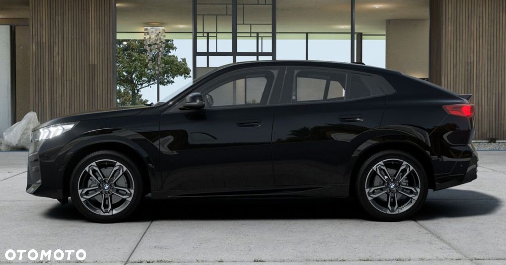 BMW iX2