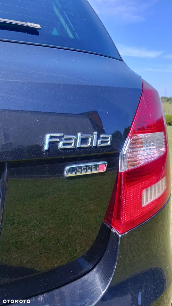 Skoda Fabia 1.2 HTP Ambition - 2
