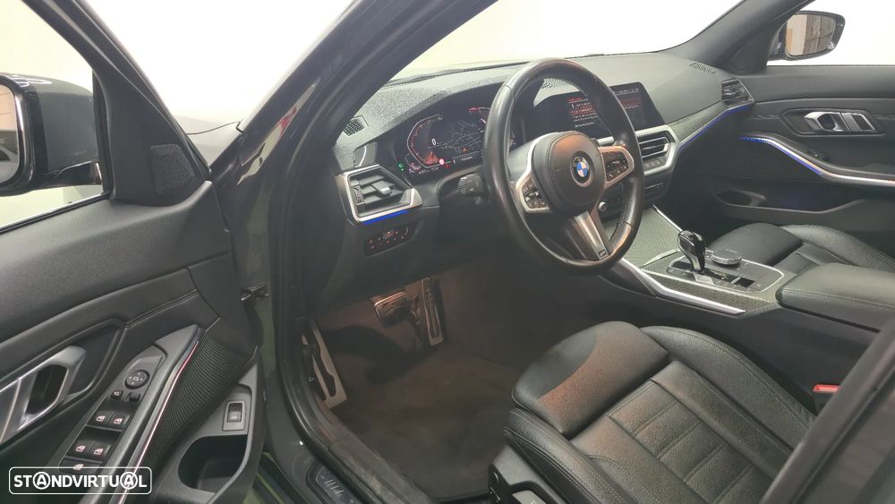 BMW 318 d Pack M Shadow Auto - 10