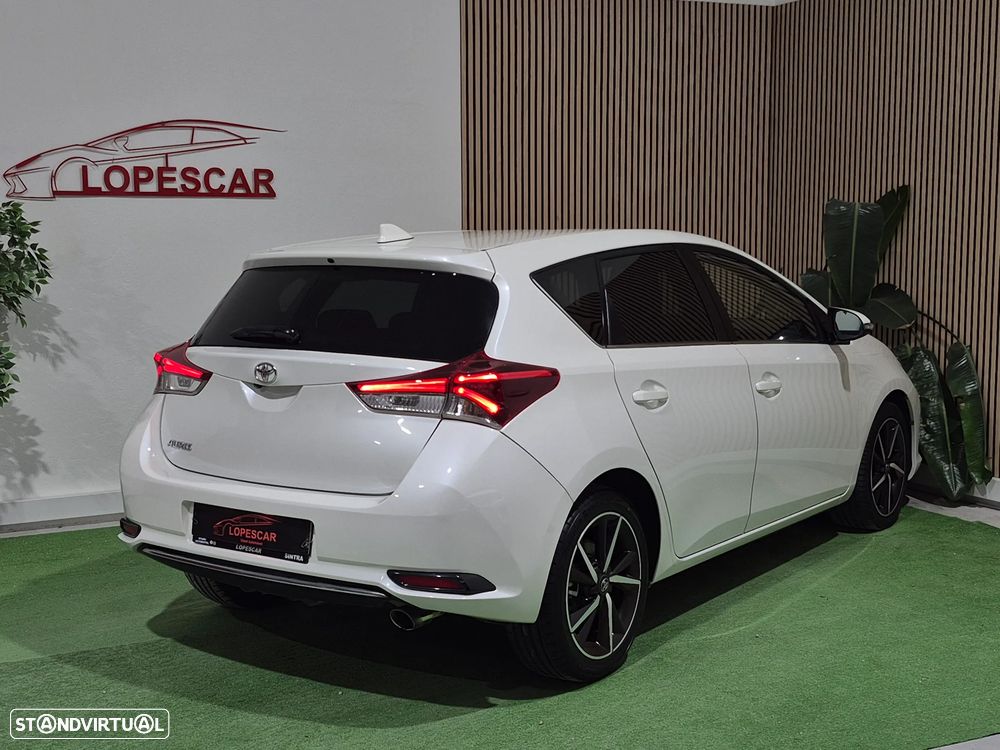 Toyota Auris 1.2T Comfort+Pack Techno+P.Sport - 5