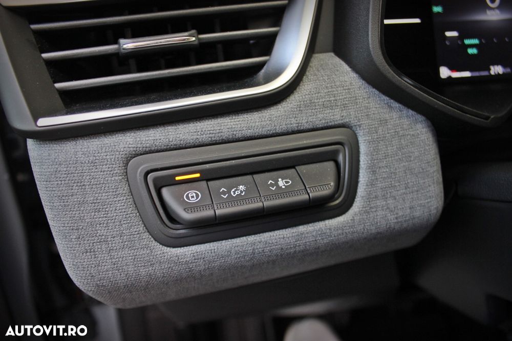 Renault Clio - 11