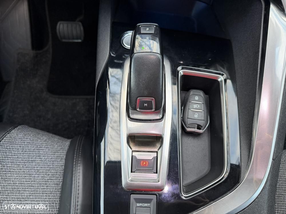 Peugeot 3008 1.6 BlueHDi Allure Grip Control EAT6 - 12
