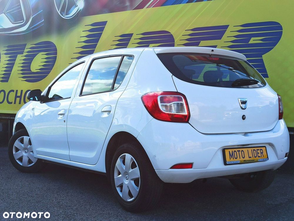 Dacia Sandero - 4