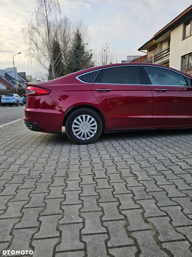 Ford Fusion - 4