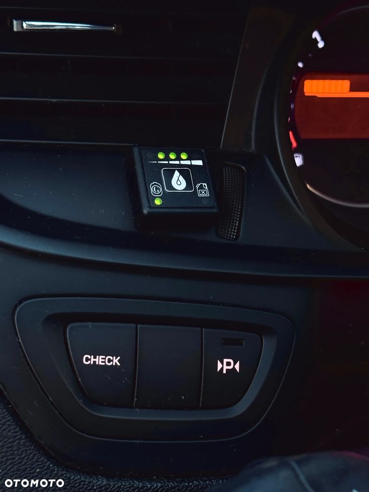 Citroën C5 2.0 16V Exclusive - 19