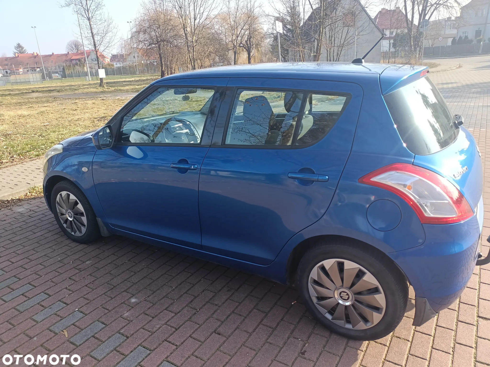 Suzuki Swift - 3