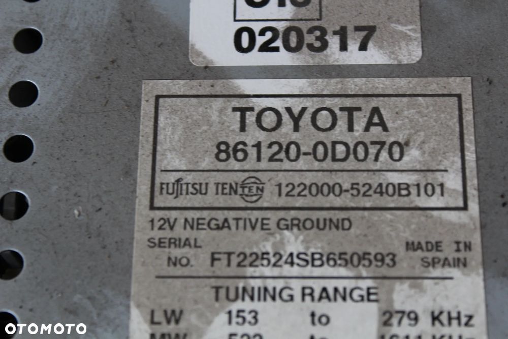 radio toyota yaris I lift 86120-0d070 - 4