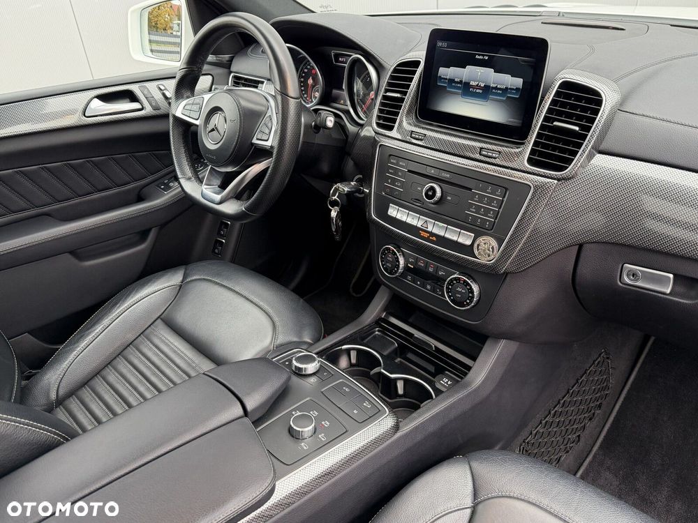 Mercedes-Benz GLS 350 d 4-Matic - 28