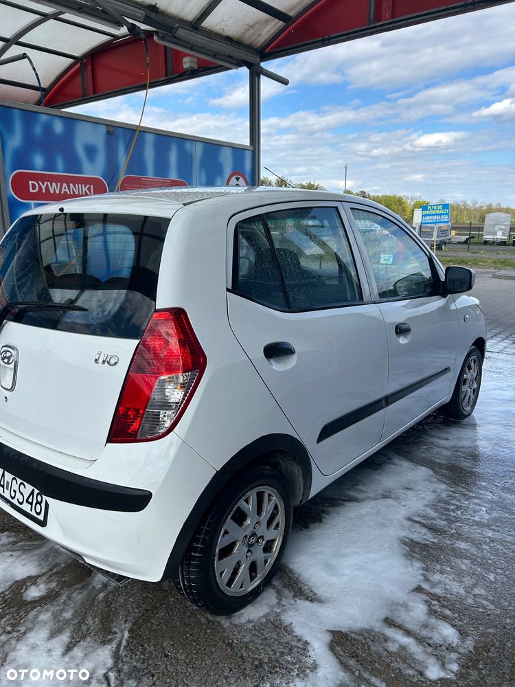 Hyundai i10 1.1 Base - 4