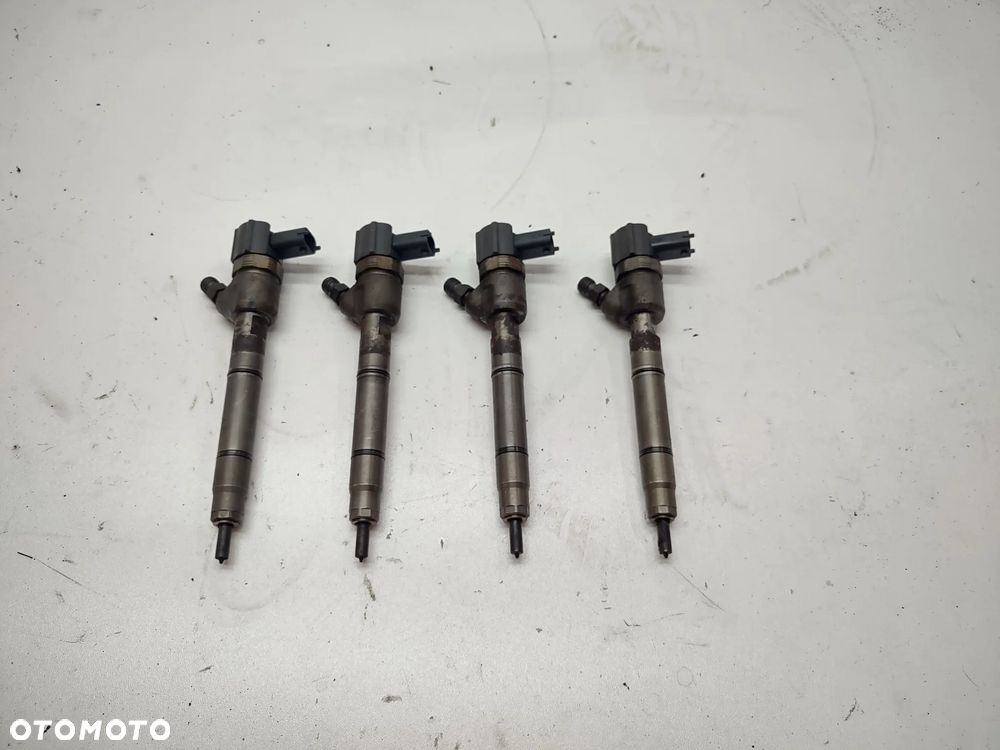 WTRYSK WTRYSKIWACZ PALIWA 33800-2A800 HYUNDAI I40 I3X5 SPORTAGE III OPTIMA 1.7CRDI D4FD EURO 5 ORYGINAŁ - 1