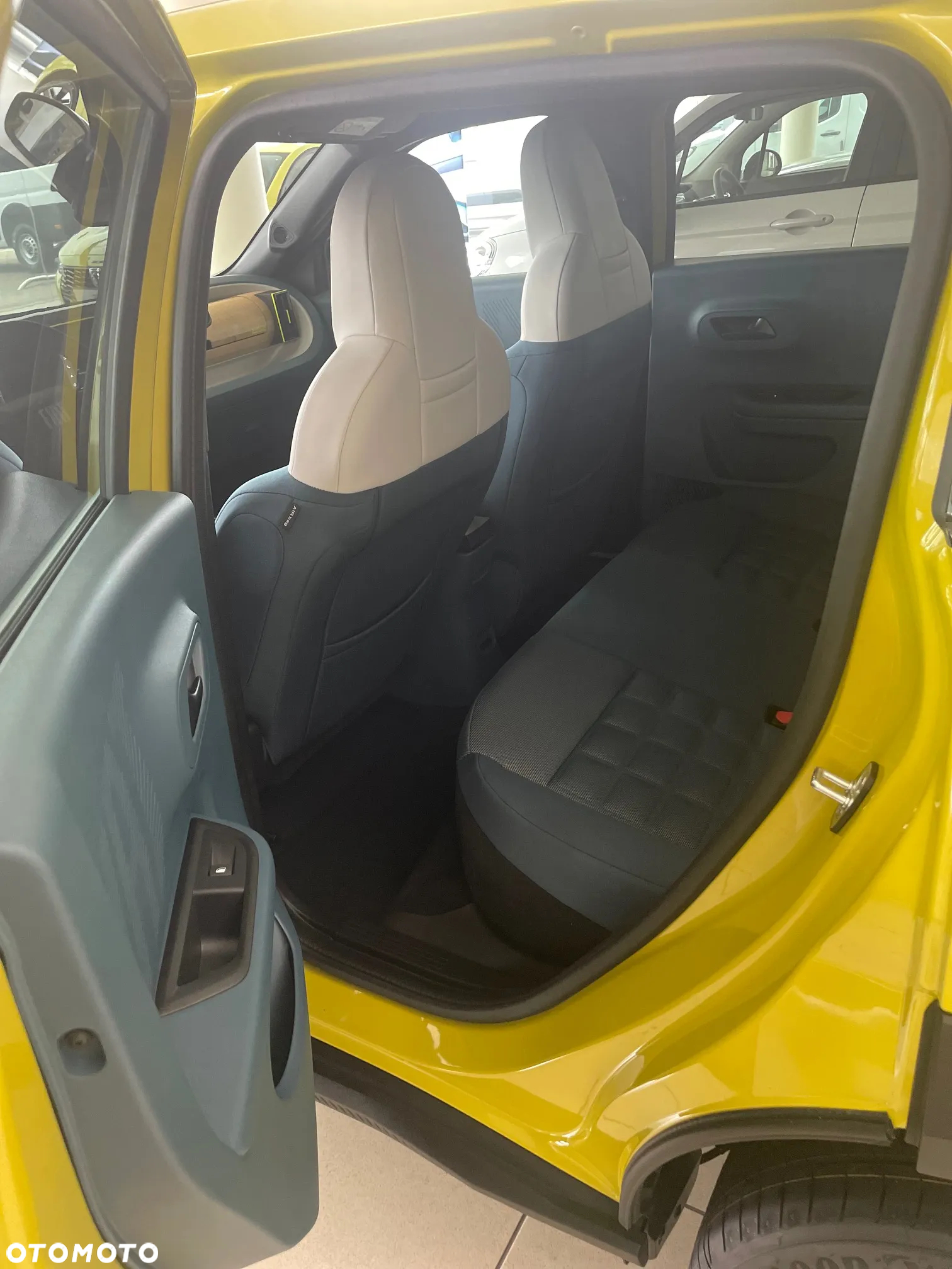 Fiat Grande Panda 1.2 mHEV La Prima eDCT - 5