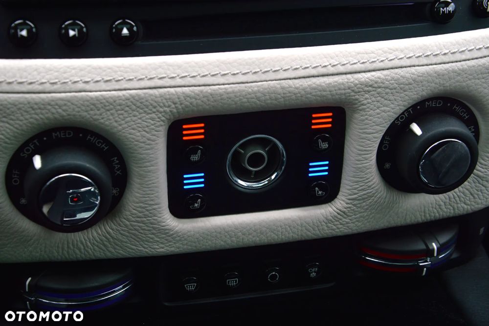 Rolls-Royce Ghost Standard - 30