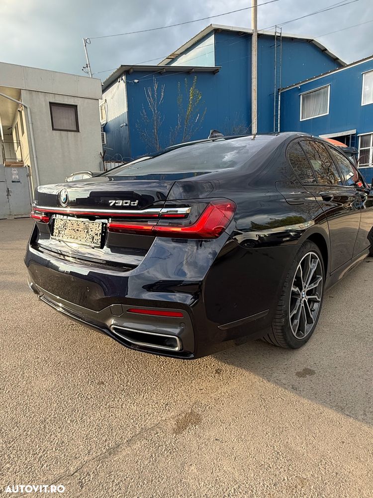 BMW Seria 7 730d xDrive - 14