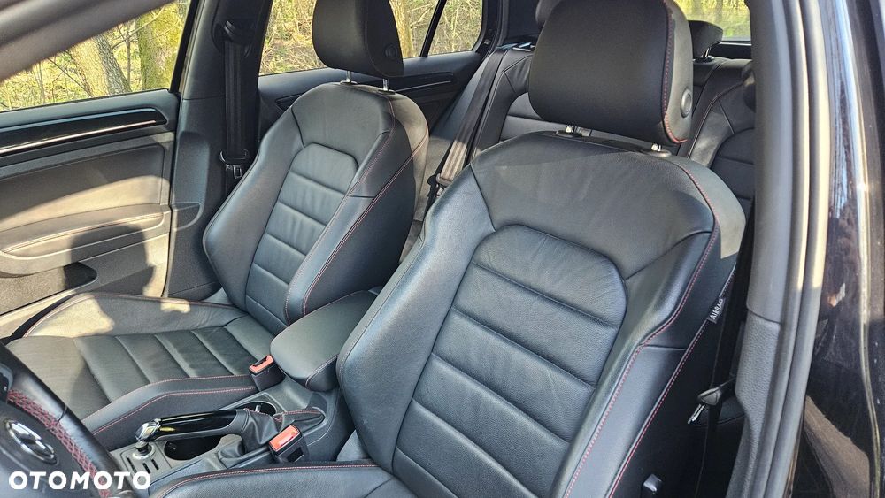 Volkswagen Golf 2.0 TSI BMT GTI DSG - 10
