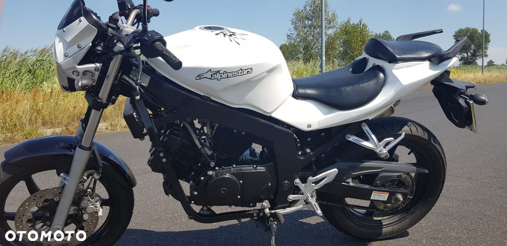 Hyosung GT Comet - 10