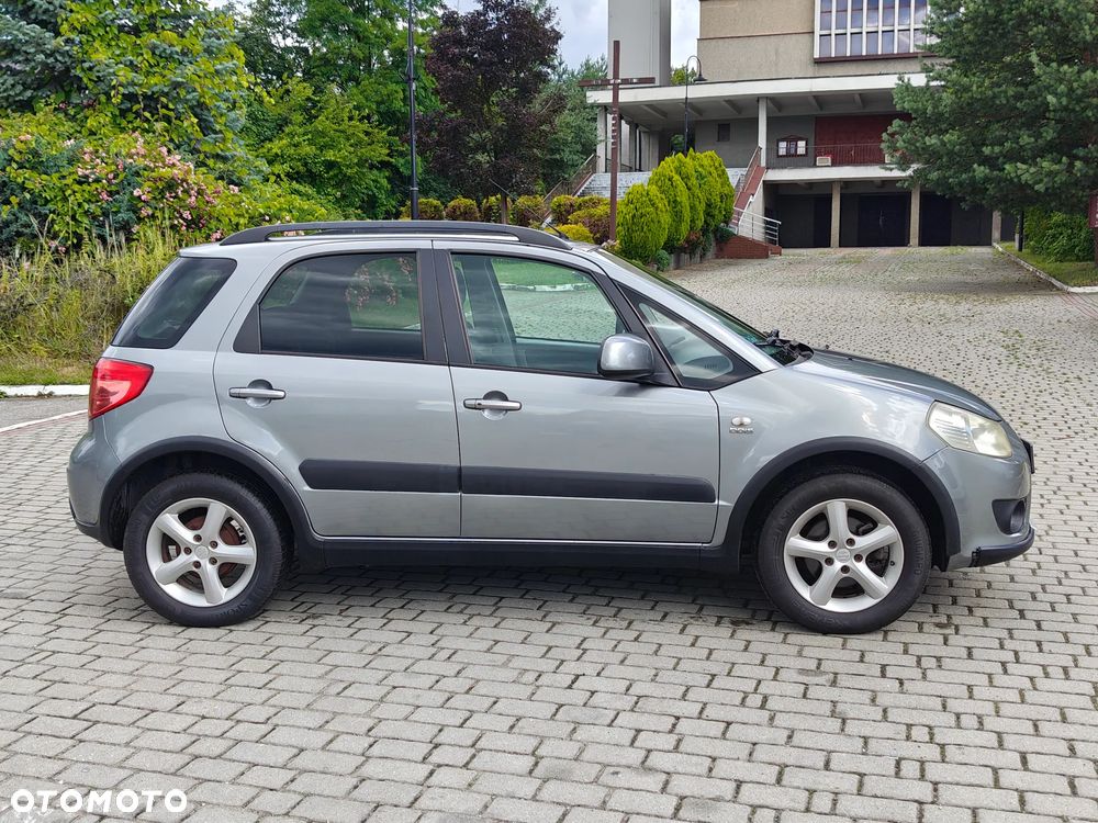 Suzuki SX4 1.9 DDiS DPF 4x2 Comfort - 5