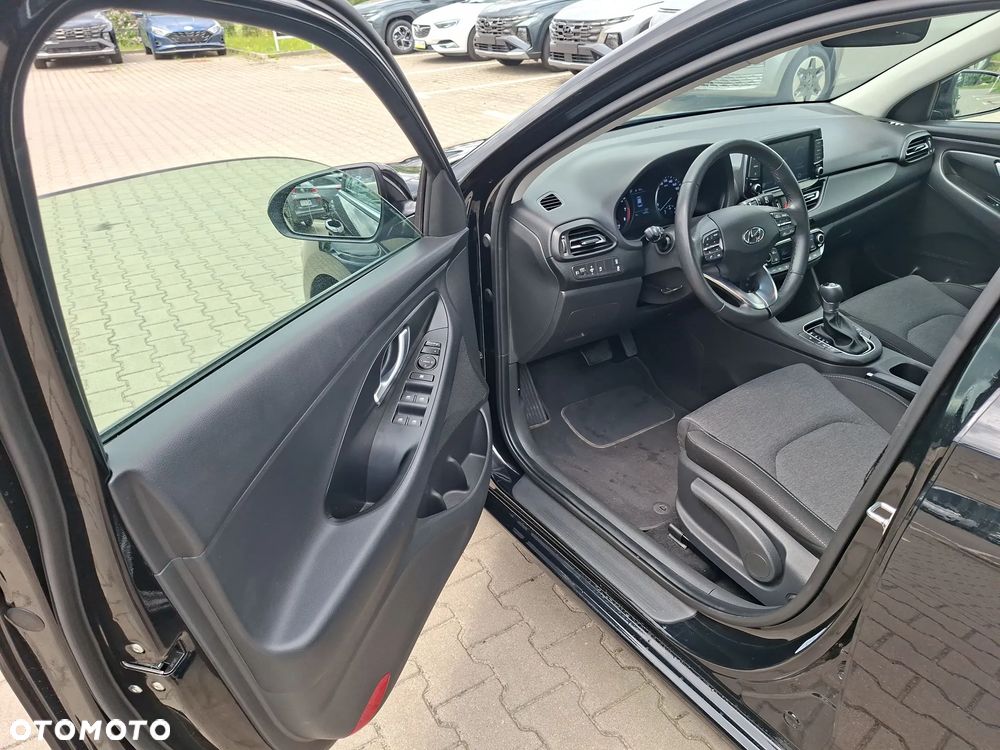 Hyundai i30 1.5 T-GDI 48V Smart DCT - 10