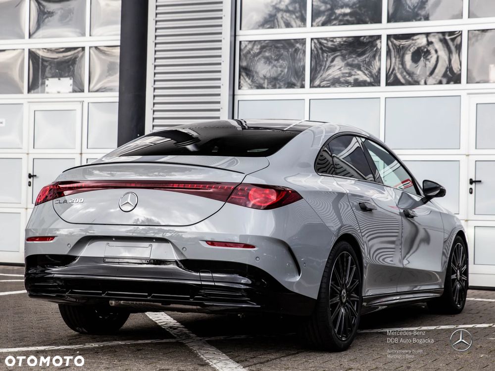 Mercedes-Benz CLA 200 mHEV 8G-DCT - 6