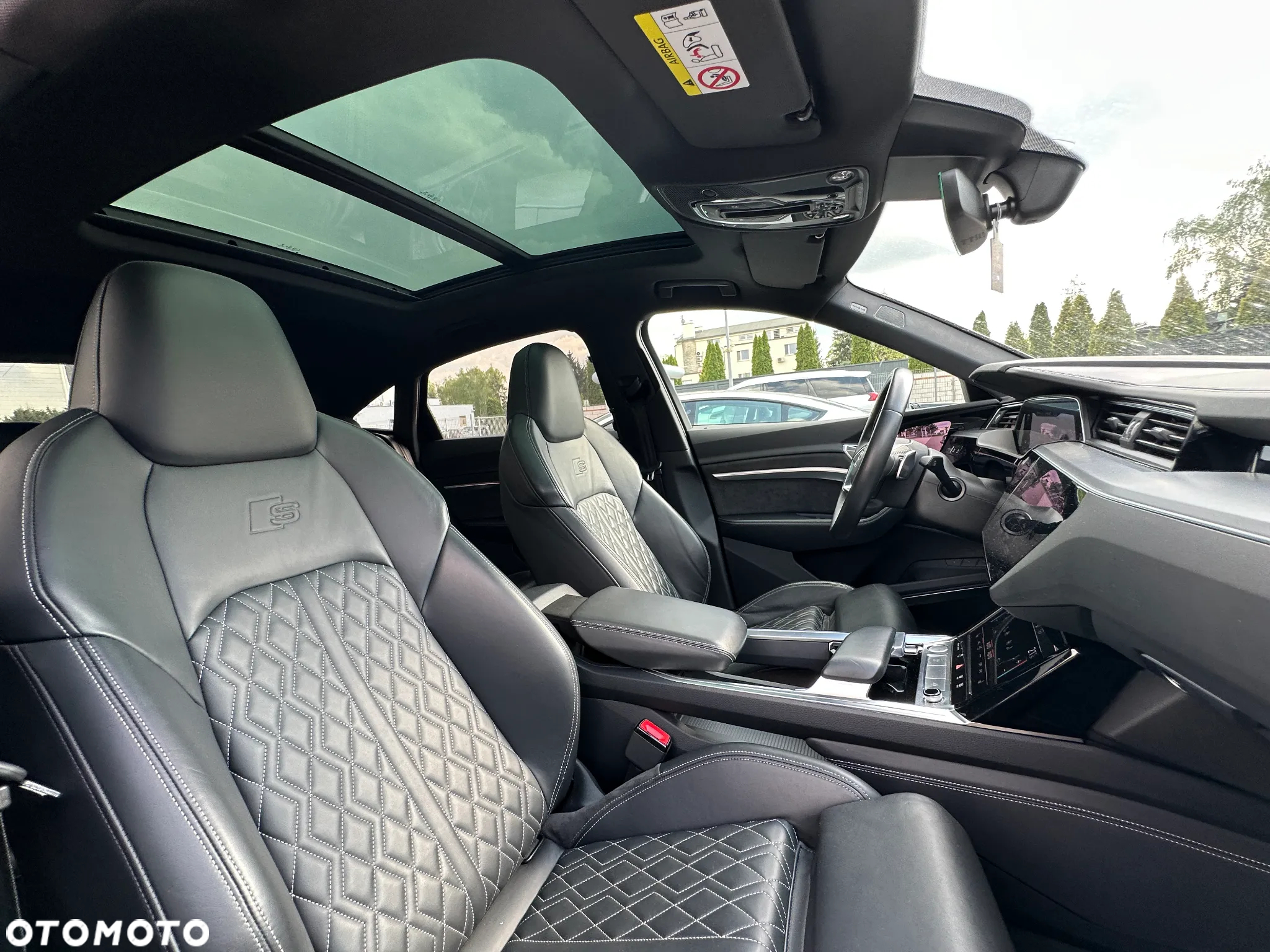 Audi e-tron 55 Quattro S Line - 15