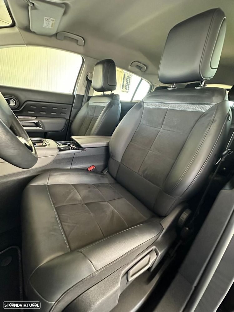 Citroën C5 Aircross 1.6 Hybrid C-Series e-EAT8 - 33