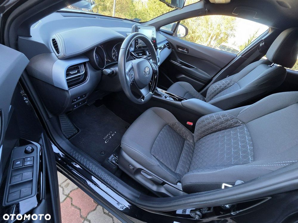 Toyota C-HR - 13