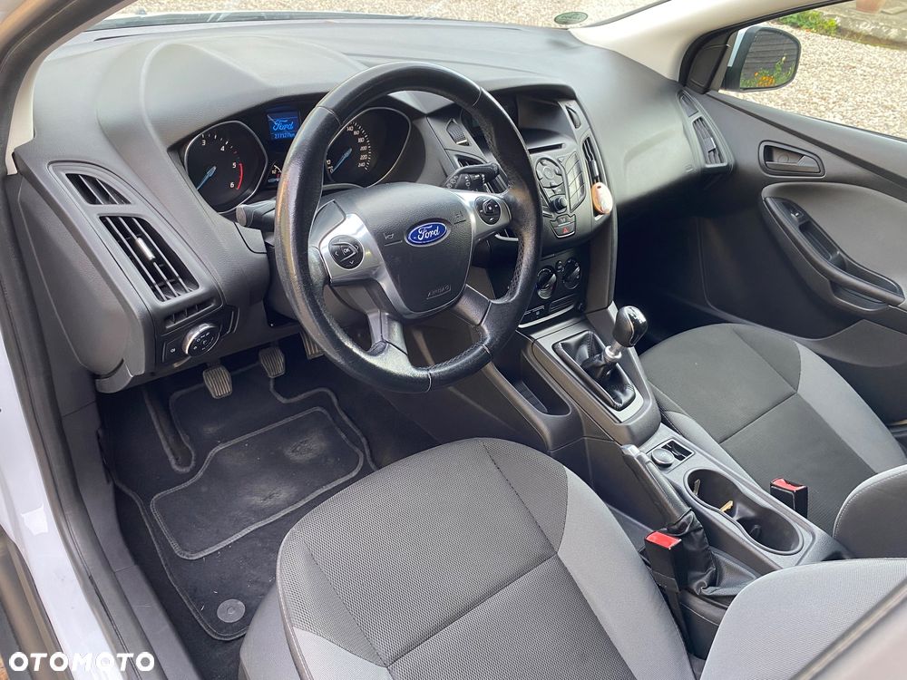 Ford Focus 1.6 TDCi Ambiente - 12