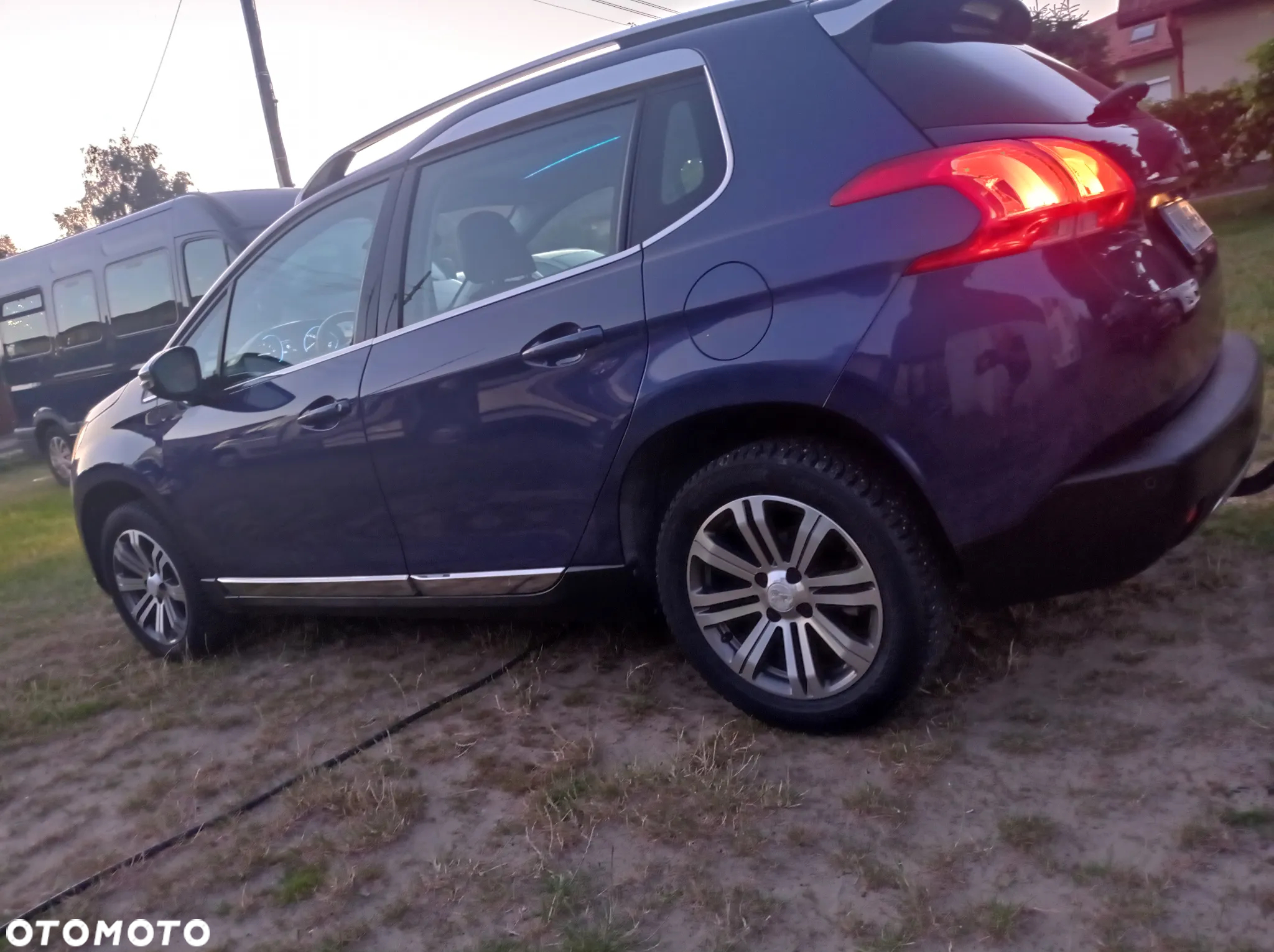Peugeot 2008 - 5