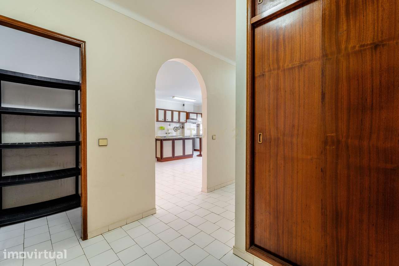 Apartamento T2 em Armação de Pêra, Silves - Grande imagem: 2/34