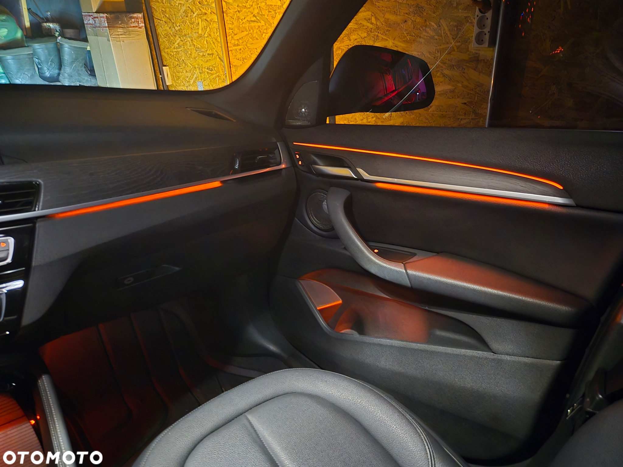 BMW X1 xDrive28i - 32
