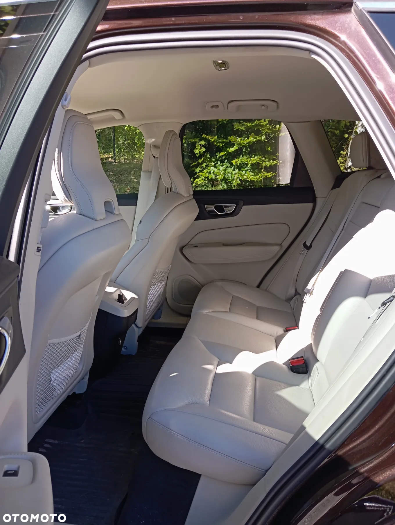 Volvo XC 60 D5 AWD Inscription - 11