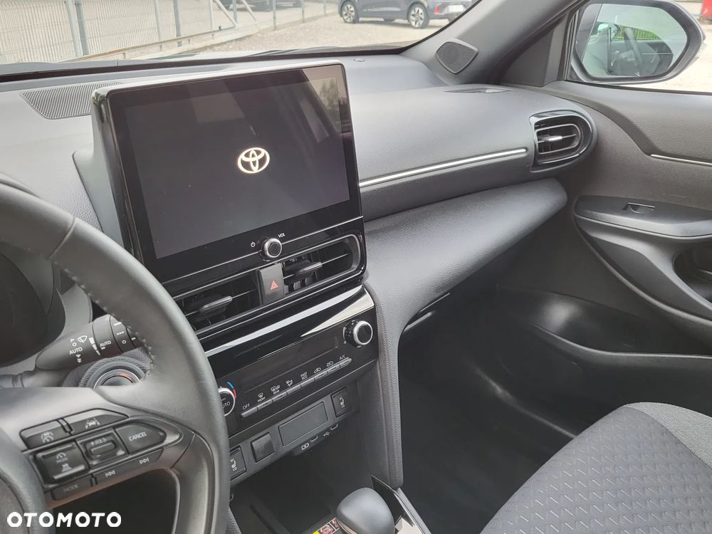 Toyota Yaris Cross Hybrid 1.5 Style - 17