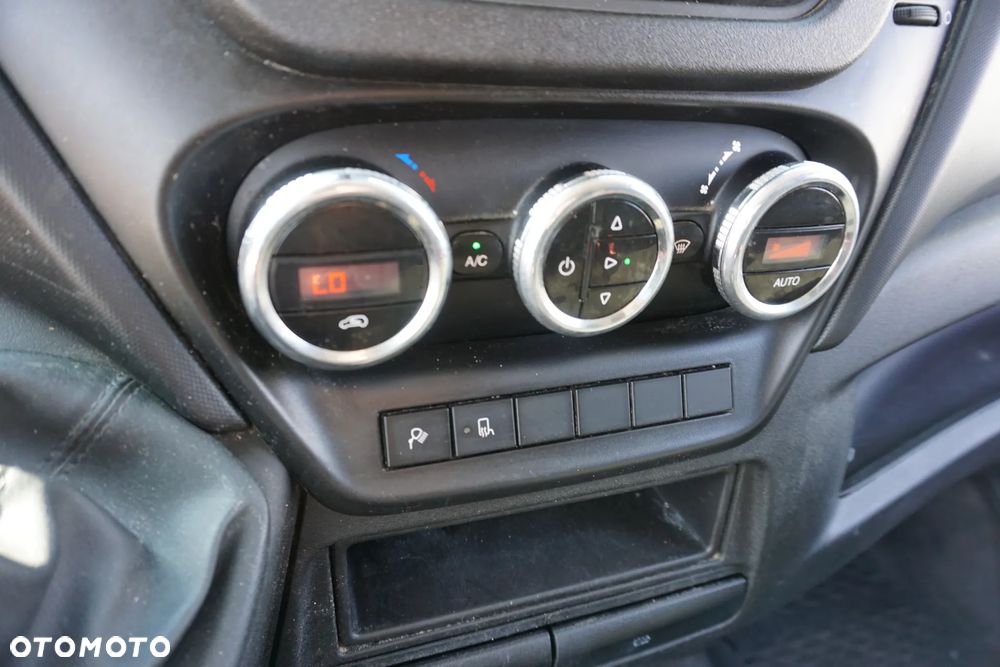Iveco 350S15 - 15
