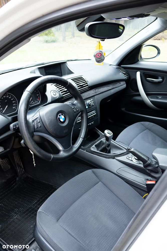 BMW Seria 1 116i - 7