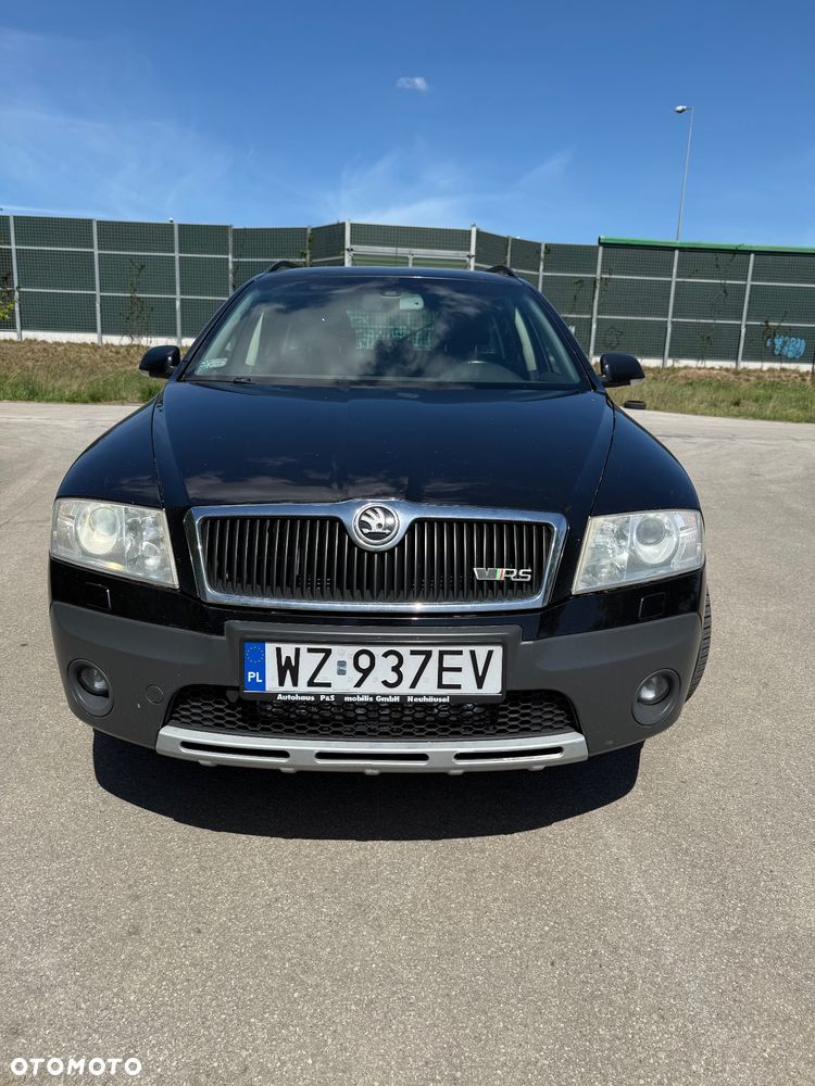Skoda Octavia 2.0 TDI DPF RS - 1