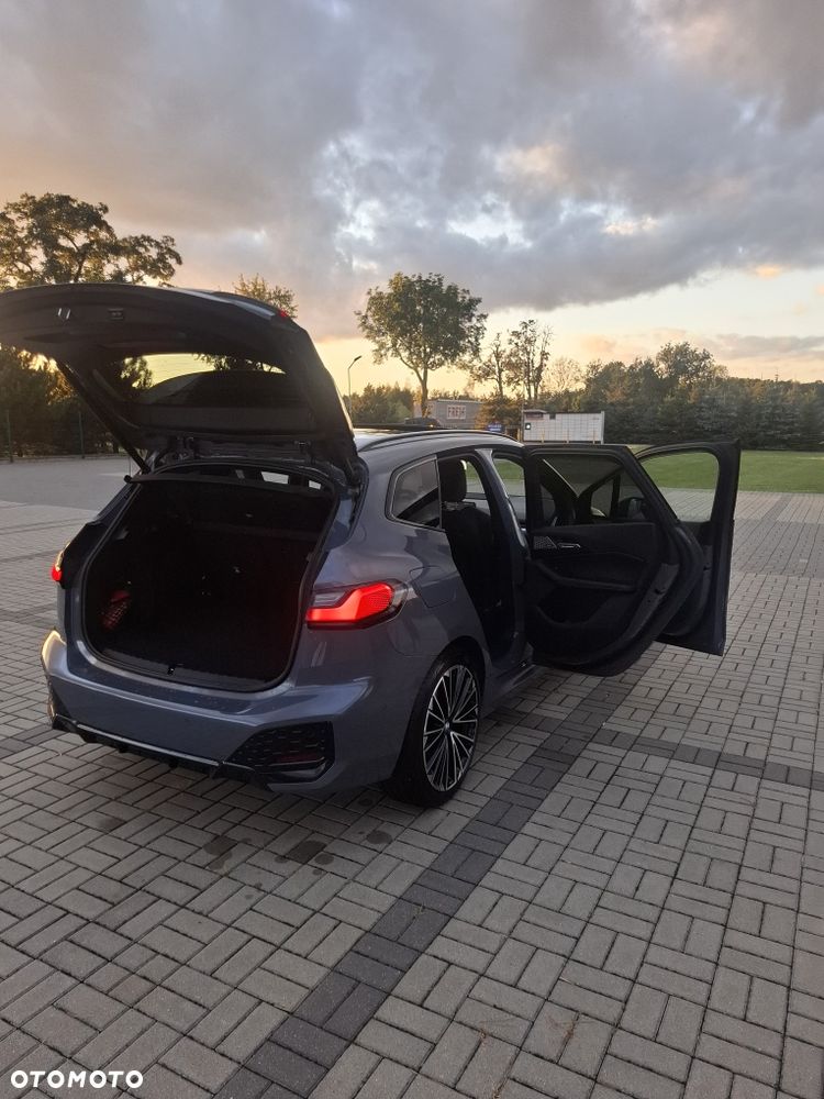 BMW Seria 2 218d M Sport - 10
