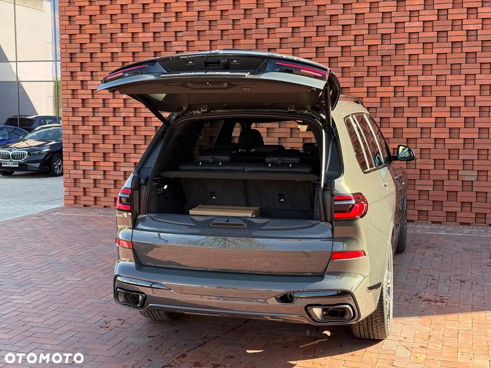 BMW X7 - 17