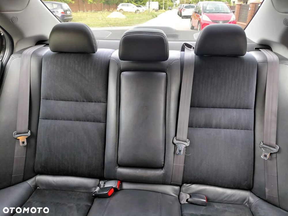 Honda Accord 2.4 TypeS - 17